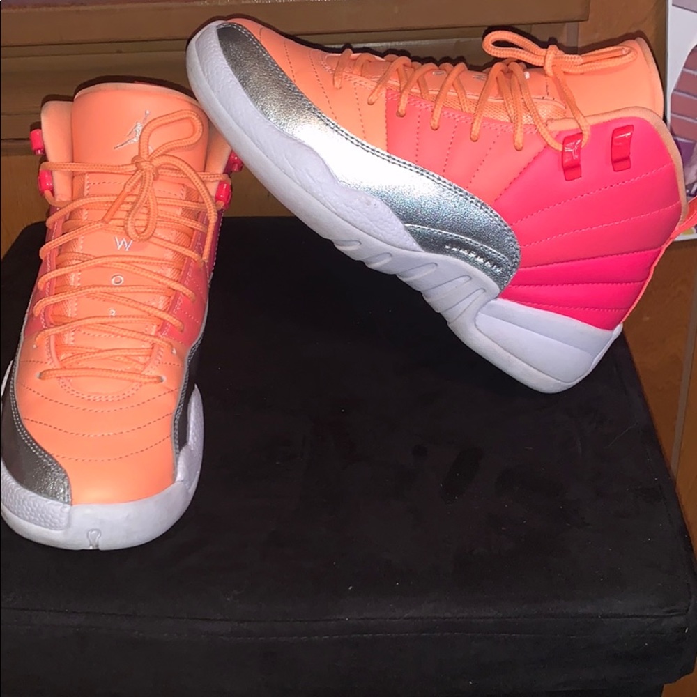 Jordan 12 (fruit Punch)